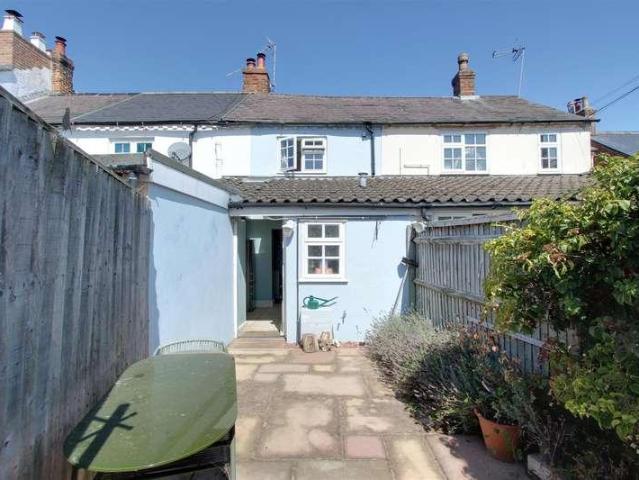 House for sale in Aston Clinton, Buckinghamshire