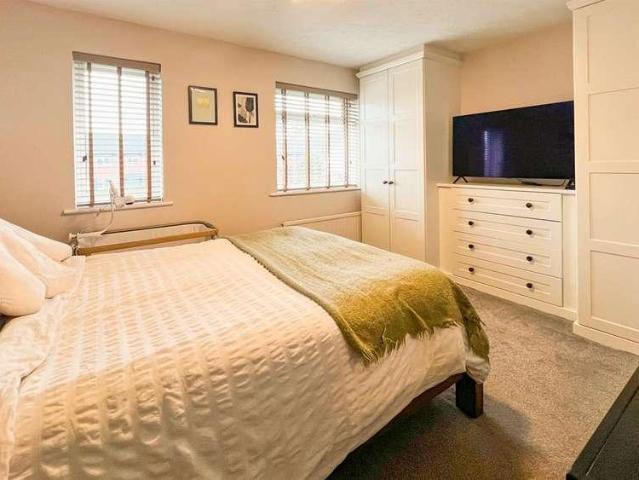 House for sale in Moulsham Green, Hart