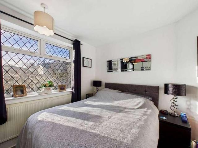 House for sale in Featherstone, North Featherstone