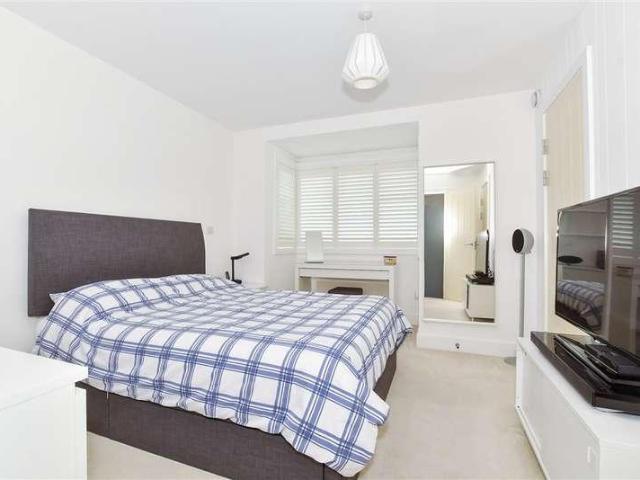 House for sale in Bourne Vale, Kent
