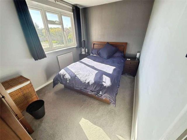 House for sale in Emmbrook, Wokingham