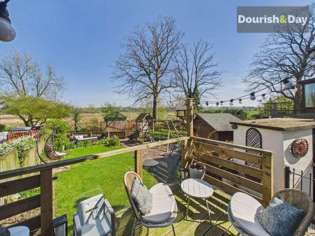 House for sale in Baswich, Staffordshire