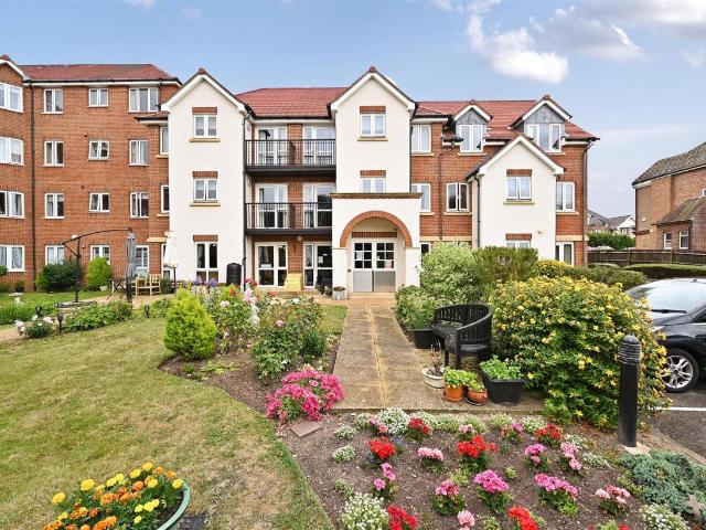 House for sale in Old Town, Heathlands