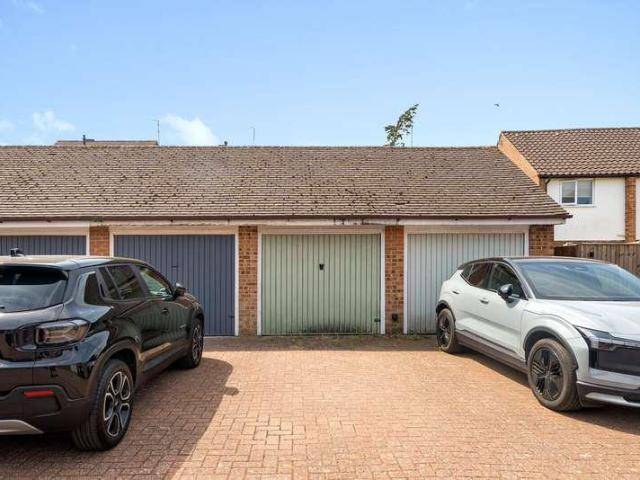 House for sale in Row Town, Surrey