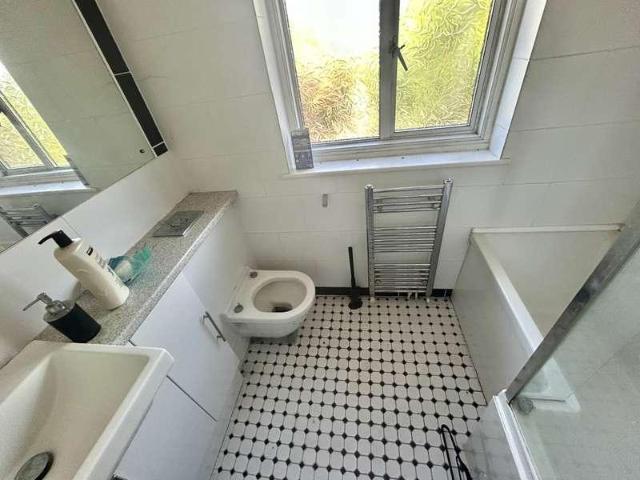House for sale in Lewes, Iford