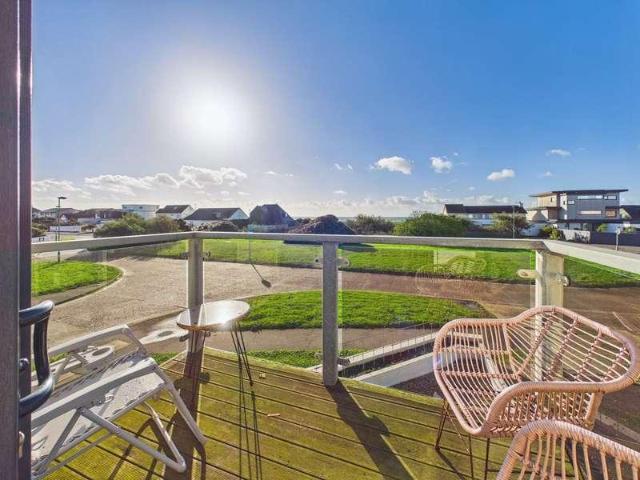 House for sale in Shoreham Beach, Adur