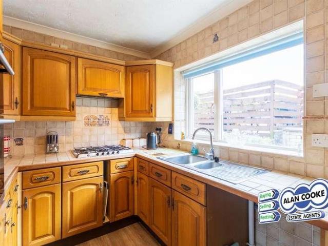 House for sale in Chapel Allerton, West Yorkshire