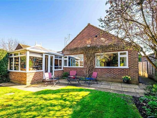 House for sale in Pouchen End, Hertfordshire