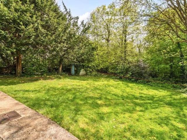 House for sale in Stoke D'Abernon, Blackhills
