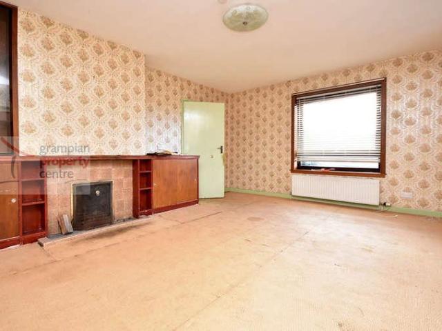 House for sale in Lhanbryde, Scotland