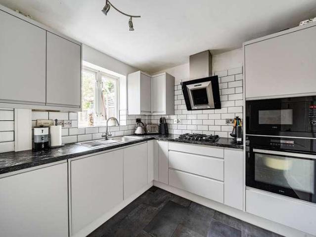 House for sale in Knaphill, Woking