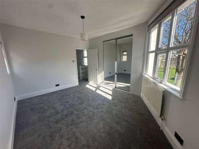 House for sale in Old Town, Eastbourne
