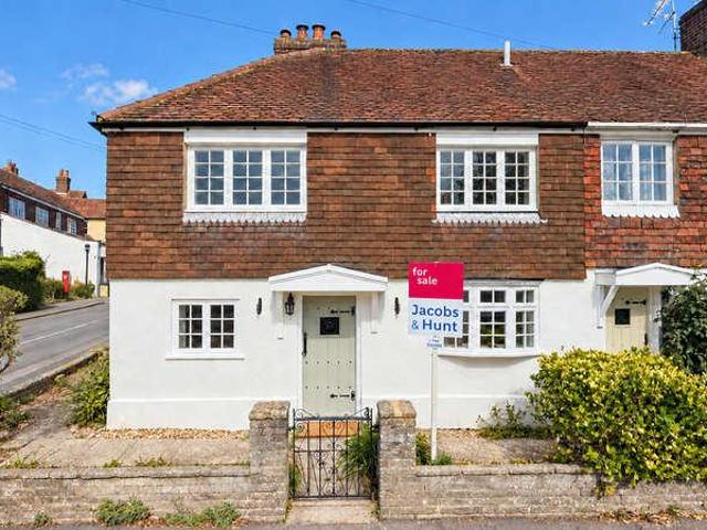 House for sale in Littlecote, West Sussex