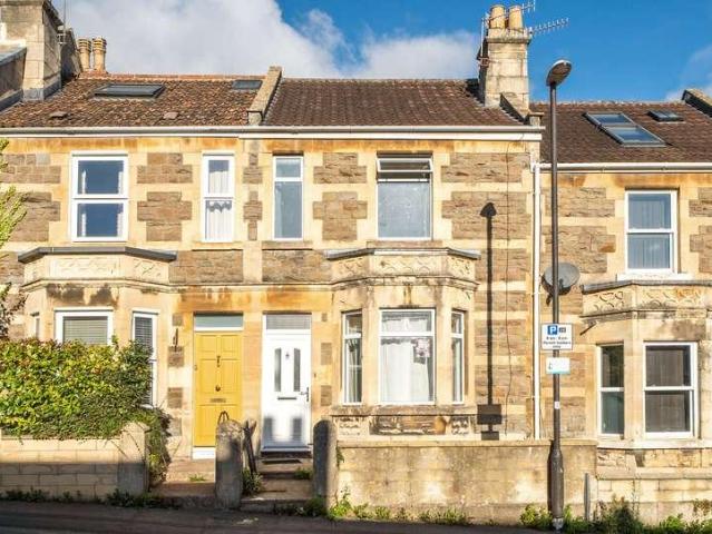 House for sale in Oldfield Park, Bath