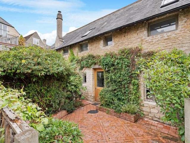 House for sale in Oundle, North Northamptonshire