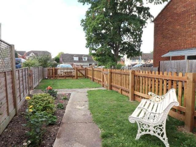 House for sale in Barton-le-clay, Bedfordshire