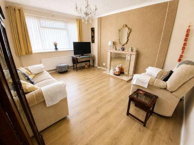 House for sale in Willingdon and Jevington, Cross In Hand