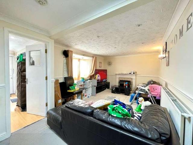 House for sale in Milton Keynes