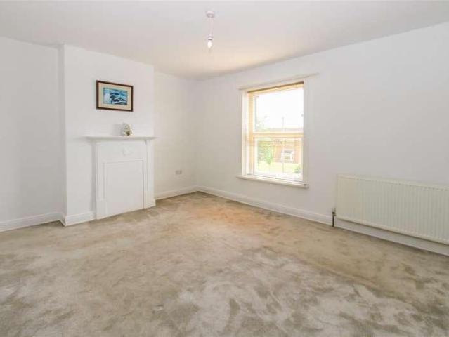 House for sale in Ossett, West Yorkshire
