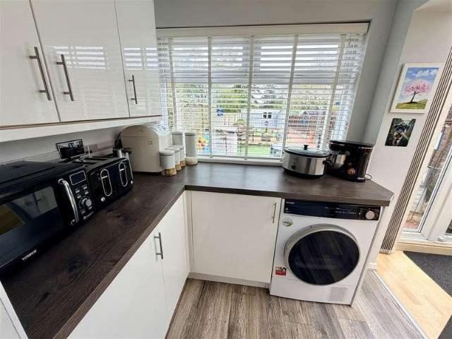 House for sale in Wood End, Gun Hill