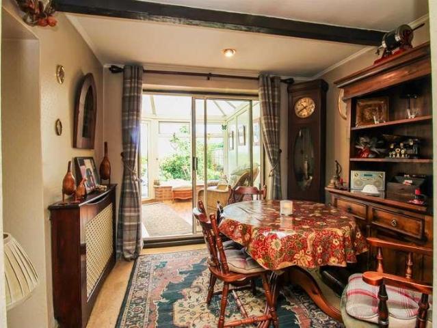 House for sale in Crigglestone, West Yorkshire