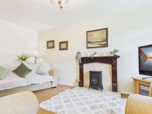 House for sale in Burtonwood and Westbrook, Warrington
