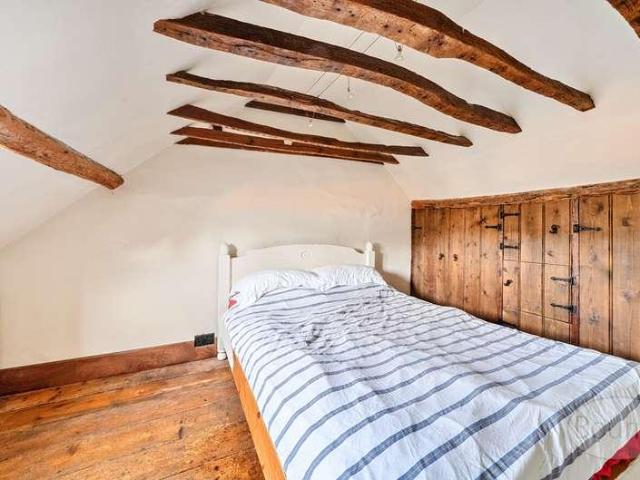 House for sale in Fairfield, Waverley