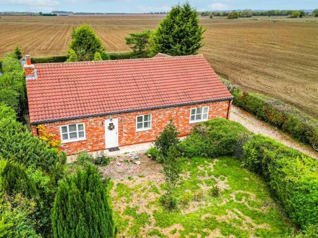 House for sale in Ingleby, Lincolnshire