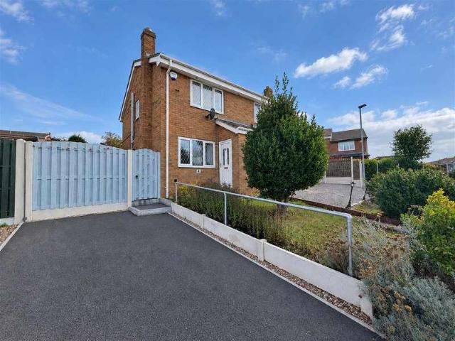 House for sale in Staincross, South Yorkshire