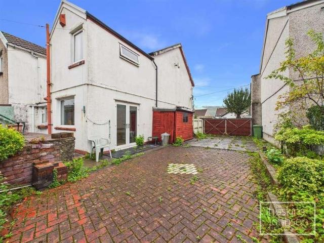 House for sale in Hawthorn, Pontypridd