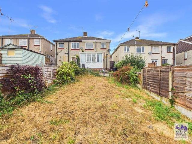 House for sale in Luton, Chatham