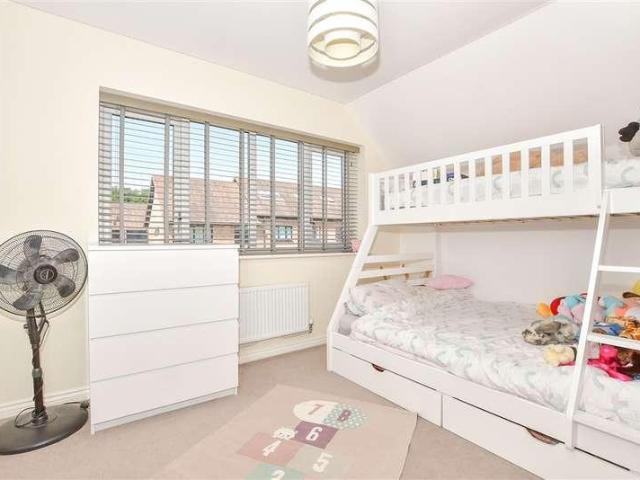 House for sale in Leybourne, Bourne Vale