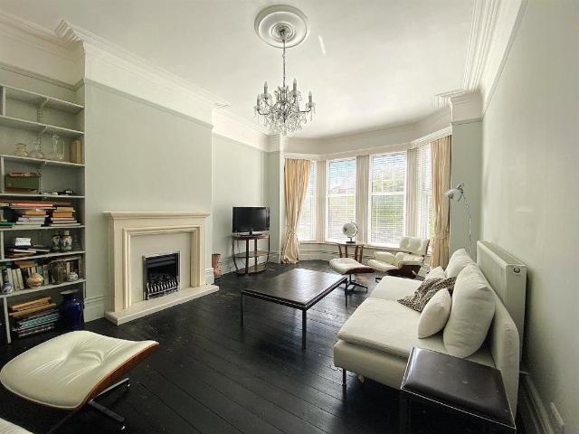House for sale in Old Town, Heathlands