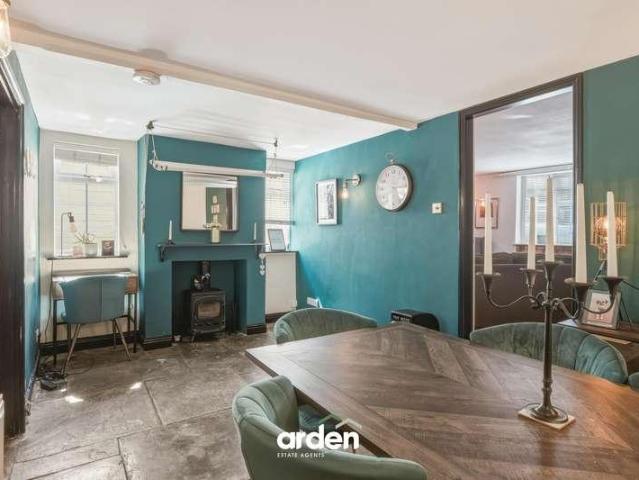 House for sale in Alderminster, Warwickshire