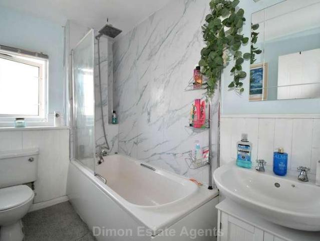 House for sale in Rowner, Middlecroft