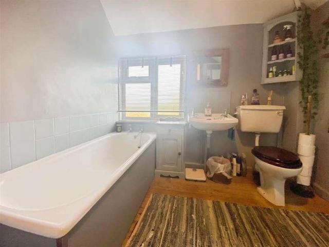 House for sale in Alderminster, Warwickshire