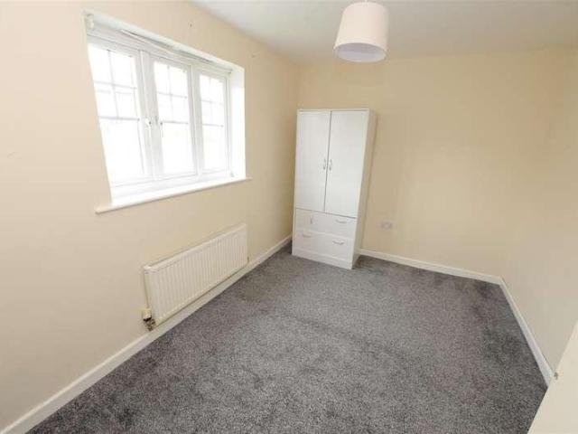 House for sale in Baildon, West Yorkshire