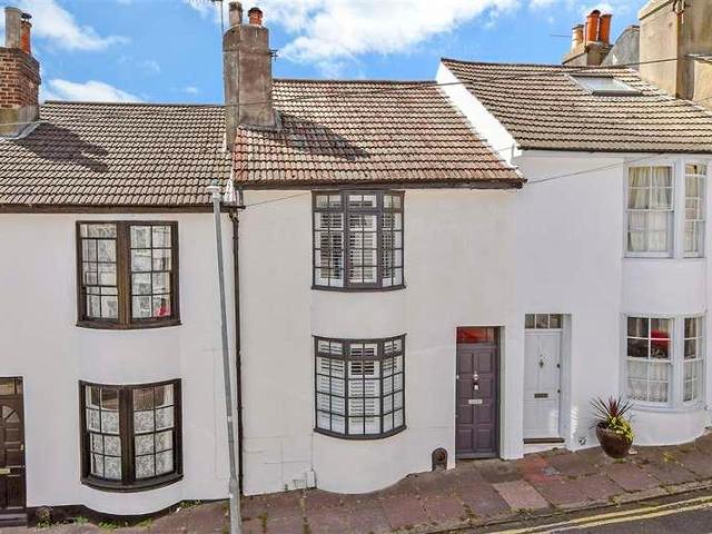 House for sale in Round Hill, Brighton & Hove