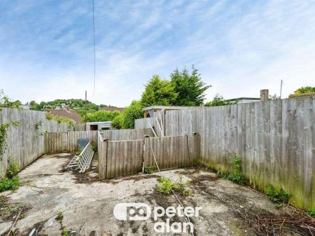 House for sale in Plasmarl, Nangreaves