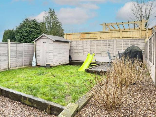 House for sale in Hove Edge, Bailiff Bridge