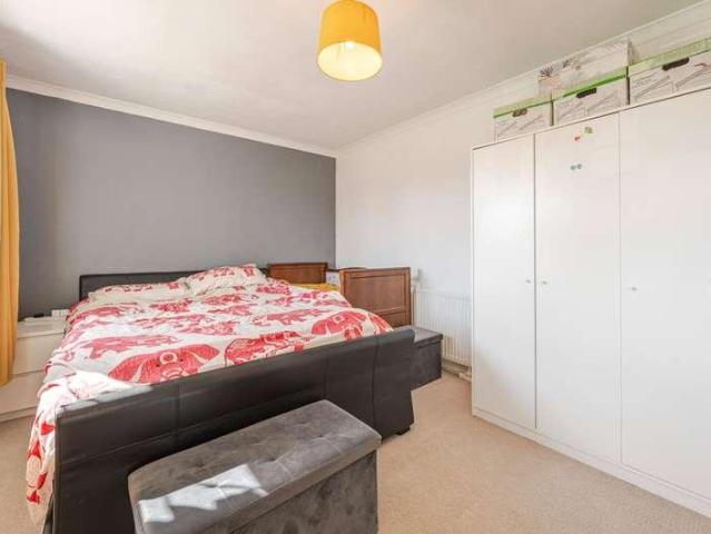 House for sale in Green Close, Warwickshire
