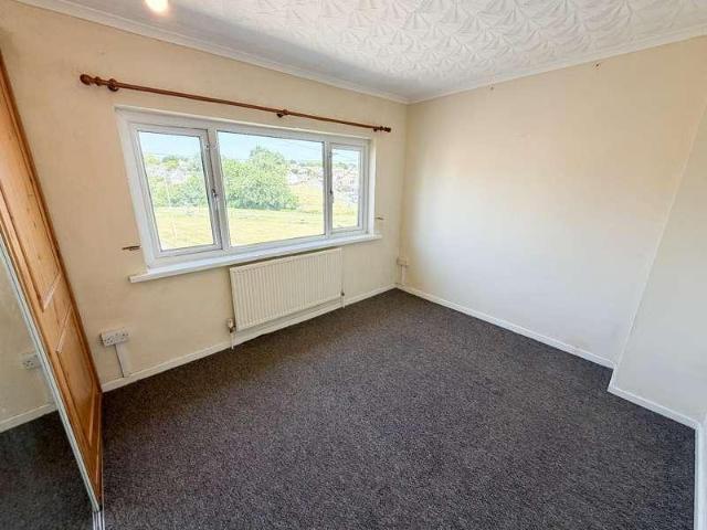 House for sale in Cefn Glas, Wales