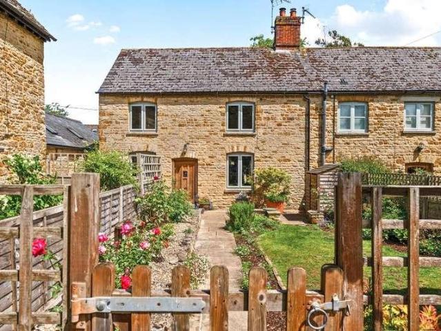 House for sale in Black Bourton, Oxfordshire