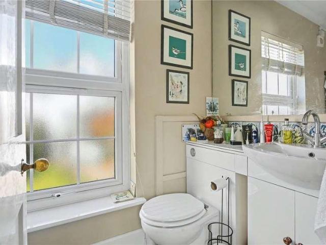 House for sale in Heigham Grove, East Bank