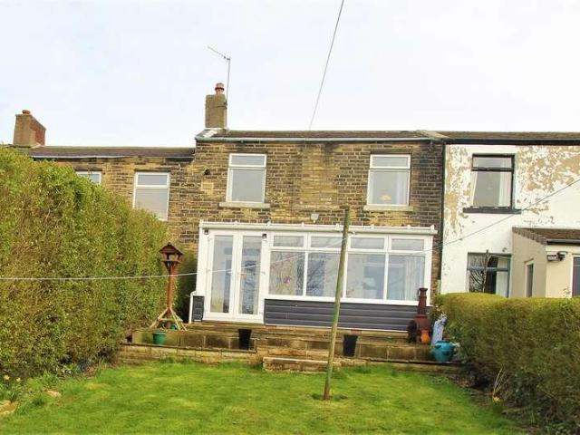 House for sale in Waterloo, Almondbury