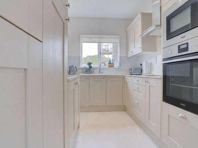 House for sale in Kingsdown, Swindon