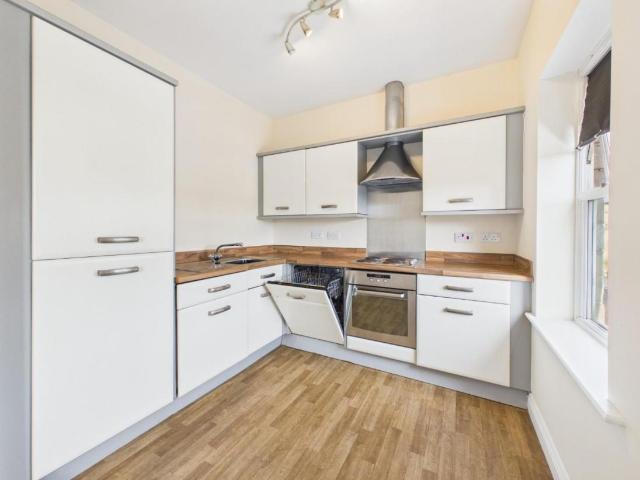 House for sale in Priestthorpe, Crossflatts