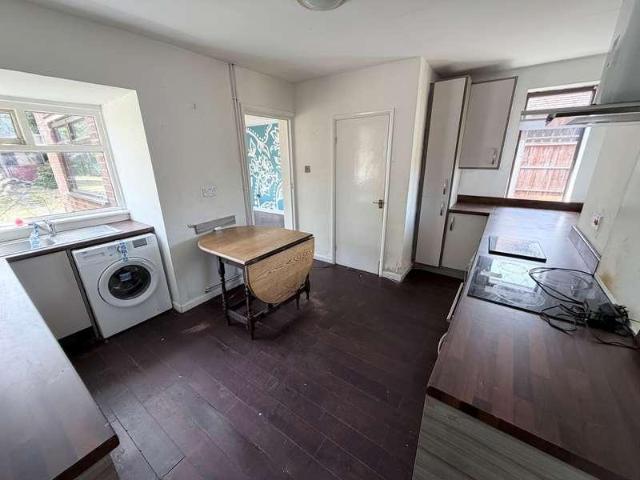 House for sale in Barwell, Barton