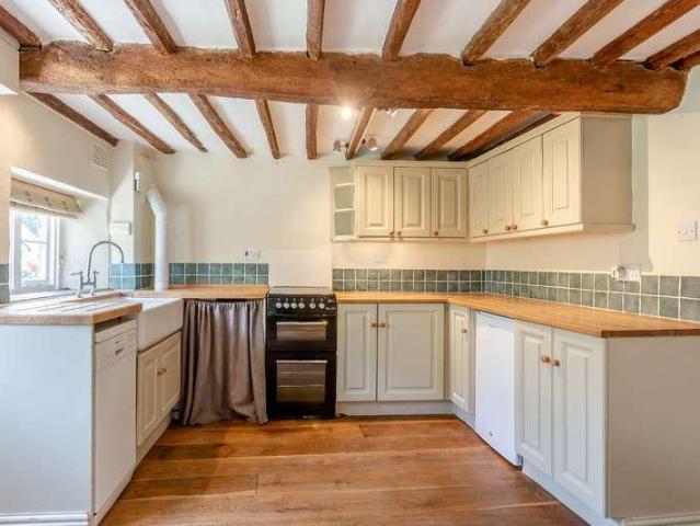 House for sale in Fossebridge, Gloucestershire