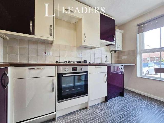 House for sale in Rowner, Middlecroft